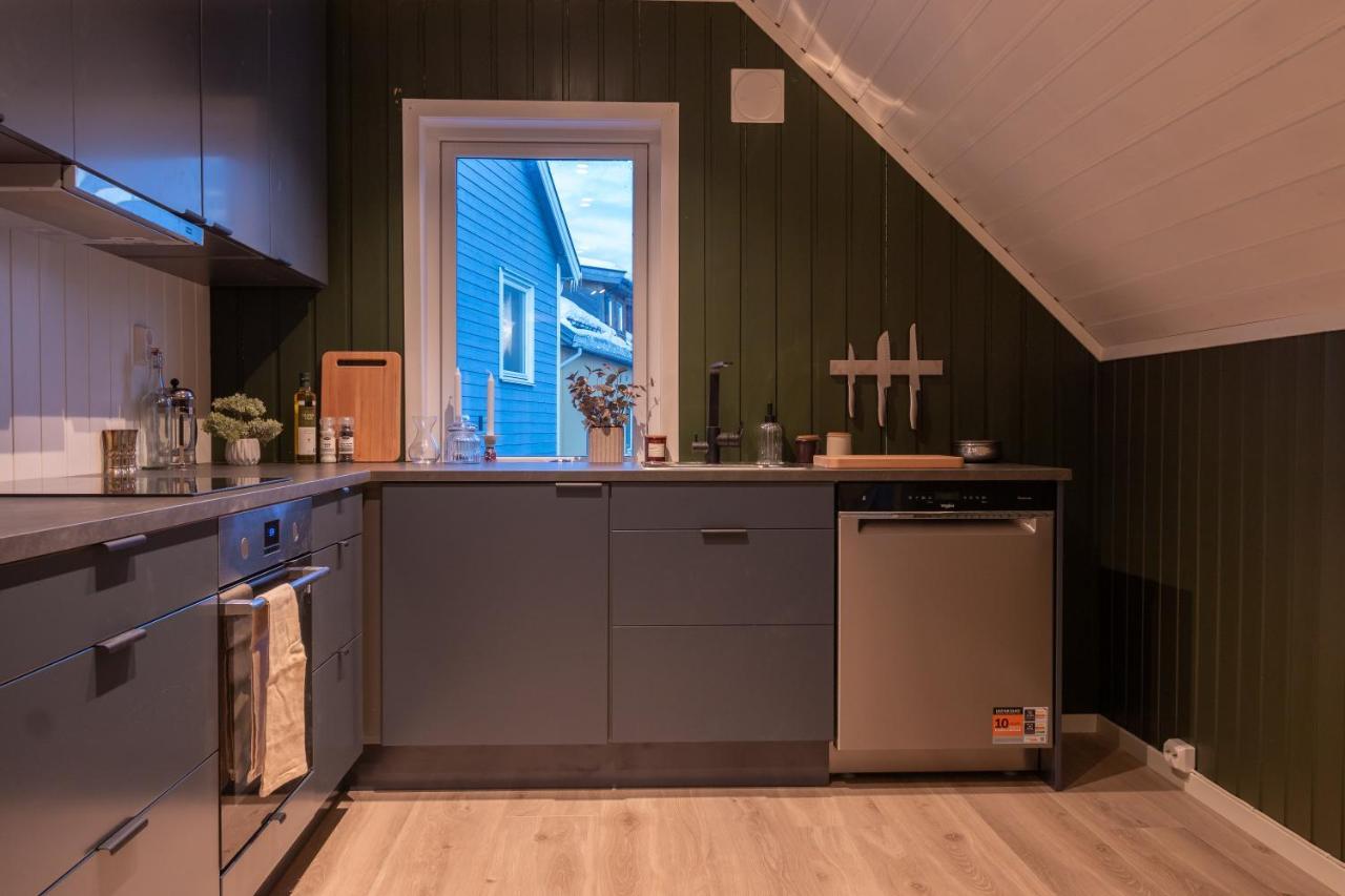 Urban And Stylish Apartment In City Centre Tromso Ngoại thất bức ảnh